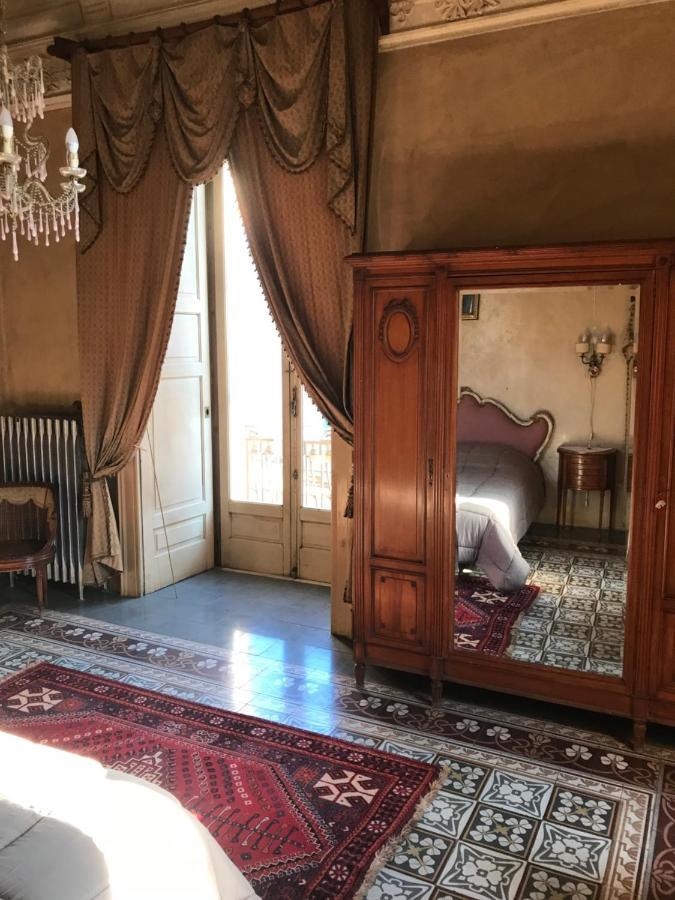 Palazzo De Bellis Vitti Nella Citta Delle Grotte Bed & Breakfast Castellana Grotte Eksteriør bilde